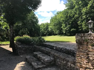 Jardin de l'établissement La maison du rocher
