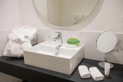 Salle de bains dans l'établissement Hôtel La Truffe Noire
