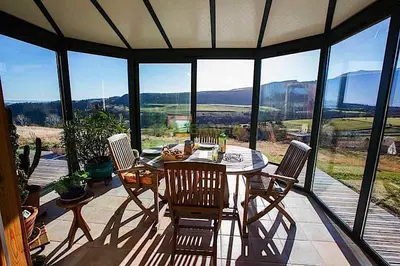 Vue générale sur la montagne ou vue sur la montagne depuis la maison de vacances