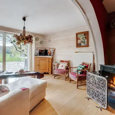 Holiday Home in Auvergne with Roofed Garden and Terrace