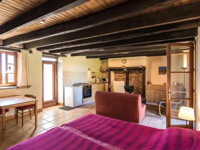 Cuisine ou kitchenette dans l'établissement Peaceful Cottage in Savignac