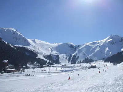 L'établissement Hôtel du Parc en hiver