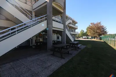 Balcon ou terrasse dans l'établissement Premiere Classe Limoges Nord
