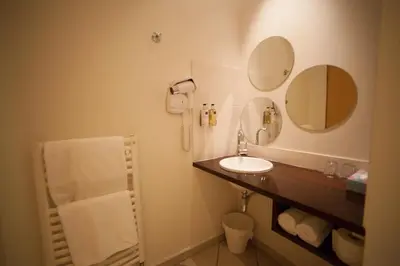 Salle de bains dans l'établissement Hotel La Beauze