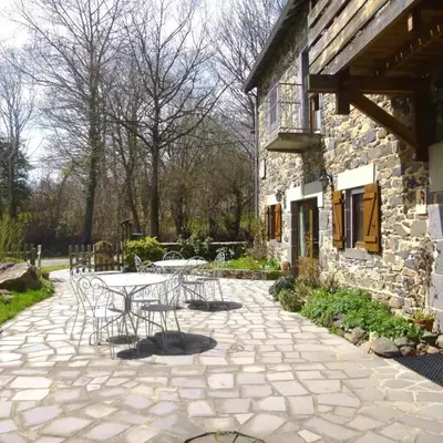 Logis Hôtel Auberge de la Hulotte