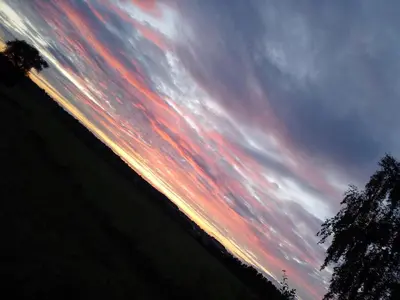 Lever ou coucher de soleil vu de la maison de vacances ou à proximité