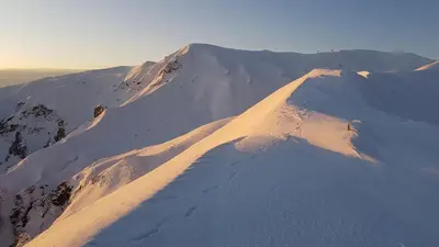 Vue générale sur la montagne ou vue sur la montagne depuis l'appartement