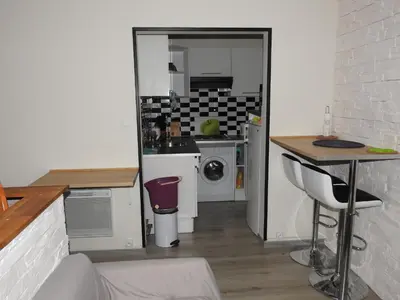 Cuisine ou kitchenette dans l'établissement Studio très confortable
