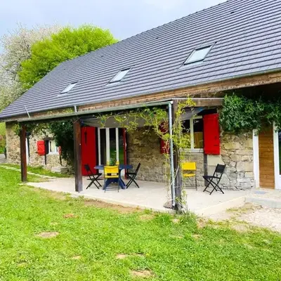 Appartement charmant Orgnac-sur-Vézère avec jardin et parking