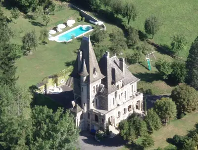 Piscine de l'établissement Le Terrondou ou située à proximité
