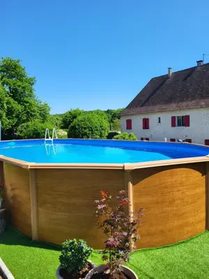 Piscine de l'établissement The Studio, ou située à proximité