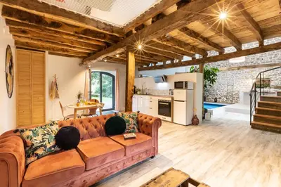 Cuisine ou kitchenette dans l'établissement Les Hauts de Bagadou