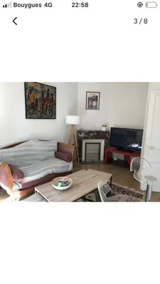 Coin salon dans l'établissement Maison cocooning avec petit jardin privatif