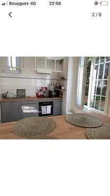Cuisine ou kitchenette dans l'établissement Maison cocooning avec petit jardin privatif