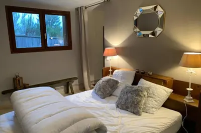 Un ou plusieurs lits dans un hébergement de l'établissement Parador Vert
