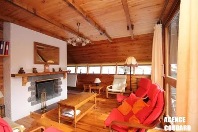Plan de l'établissement chalet le balcon du Sancy - location du samedi au samedi - linge de lits fournis - option ménage fin de séjour non proposée