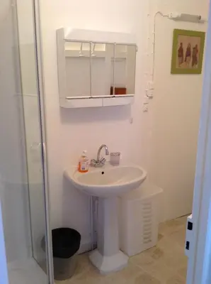 Salle de bains dans l'établissement French Holiday Accommodation