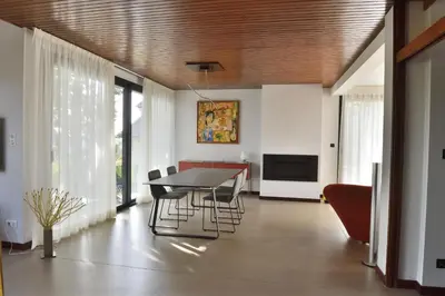 Coin salon dans l'établissement Chambre BEAUSEJOUR