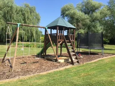 Aire de jeux pour enfants de l'établissement The Cottage