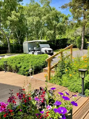 Jardin de l'établissement Domaine les 2 Mondes