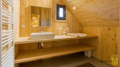 Salle de bains dans l'établissement Le Paillaret
