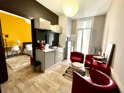 Cuisine ou kitchenette dans l'établissement La Terrasse du Colombier 1er étage