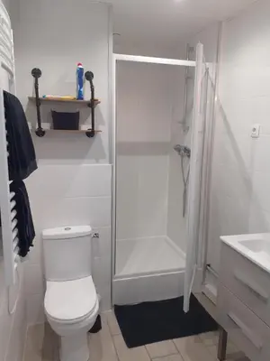 Salle de bains dans l'établissement Volc Appart
