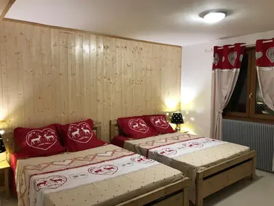 Un ou plusieurs lits dans un hébergement de l'établissement Locations de la cascade 6 personnes