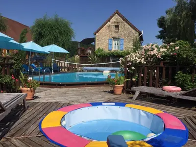 Piscine de l'établissement The Studio ou située à proximité