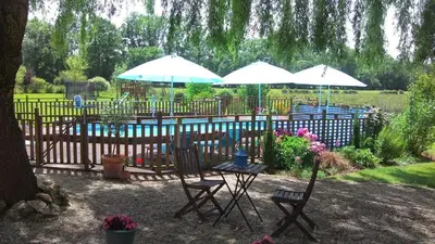 Jardin de l'établissement The Studio