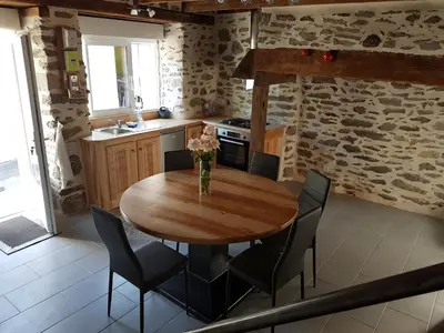 Cuisine ou kitchenette dans l'établissement LA MAISON DE JADE