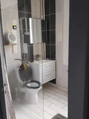 Salle de bains dans l'établissement La Bourboule