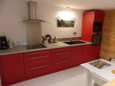 Cuisine ou kitchenette dans l'établissement Le Gîte des Rioux,**** au cœur des Volcans d'Auvergne