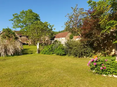Jardin de l'établissement SANDRE, FISH AND GITES
