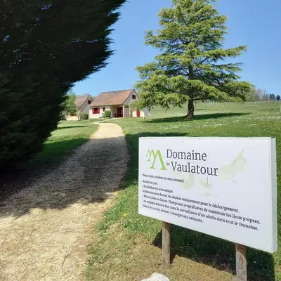 Certificat, récompense, panneau ou autre document affiché dans l'établissement Domaine de Vaulatour.