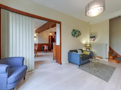 Coin salon dans l'établissement Auberge d'ici et d'ailleurs