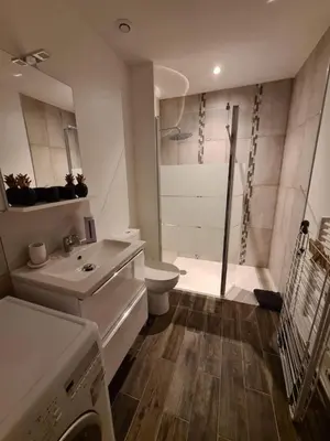 Salle de bains dans l'établissement Sélénite