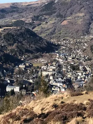 Vue générale sur la montagne ou vue sur la montagne depuis l'appartement
