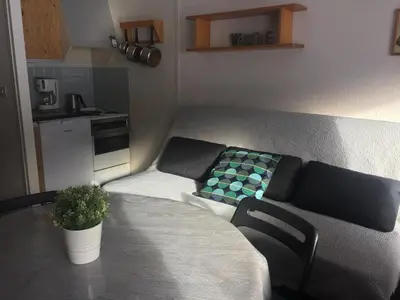 Cuisine ou kitchenette dans l'établissement Studio Village des Longes