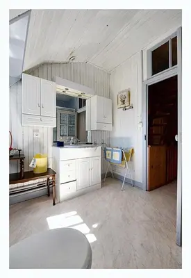 Cuisine ou kitchenette dans l'établissement Maison confortable avec vue sur la montagne à Le Fau