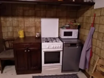 Cuisine ou kitchenette dans l'établissement Maison familiale coteaux de la Vézère