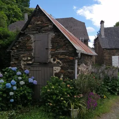 Jardin de l'établissement Maison familiale coteaux de la Vézère
