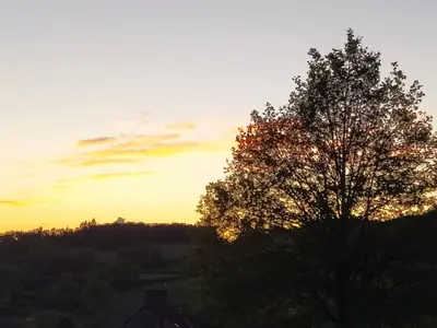 Lever ou coucher de soleil vu de le camping ou à proximité