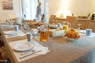 Nourriture dans la maison d'hôtes ou à proximité