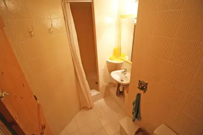 Salle de bains dans l'établissement Le Masbareau, Chambre et Table d'Hôtes de Charme, B&B