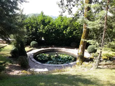 Jardin de l'établissement Chateau De Courbelimagne, Raulhac