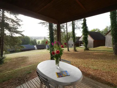 Jardin de l'établissement ULVF Le Domaine de Pelvezy