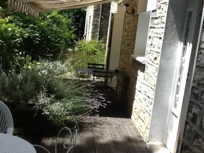 Jardin de l'établissement Le Clos Doménat 1