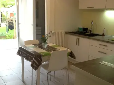 Cuisine ou kitchenette dans l'établissement Le Clos Doménat 1
