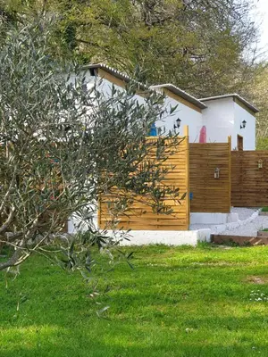 Jardin de l'établissement Domaine mon doux rêve